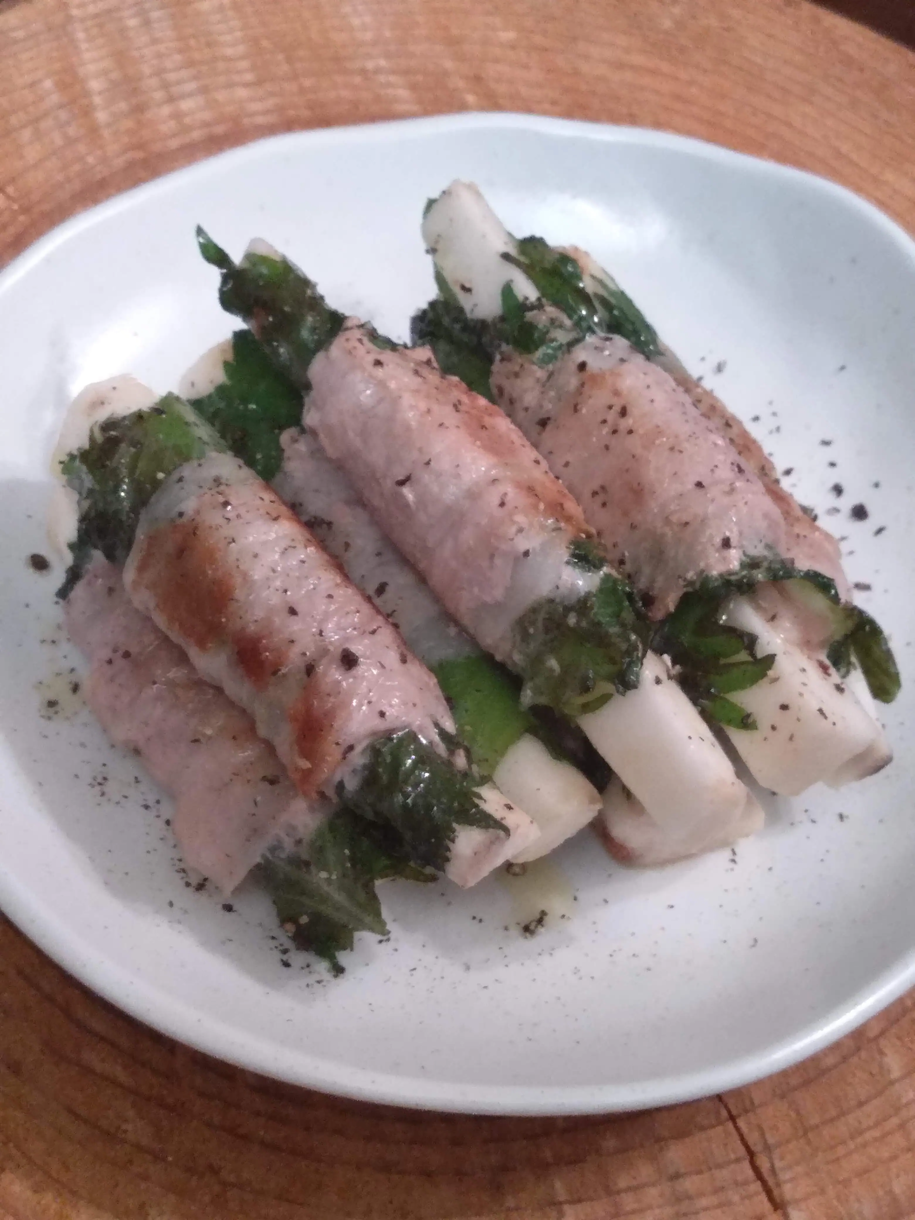 大葉と豚肉の巻き巻きソテー